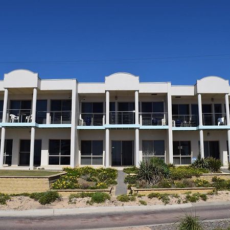 Port Noarlunga Christies Seahorse Holiday Townhouses מראה חיצוני תמונה