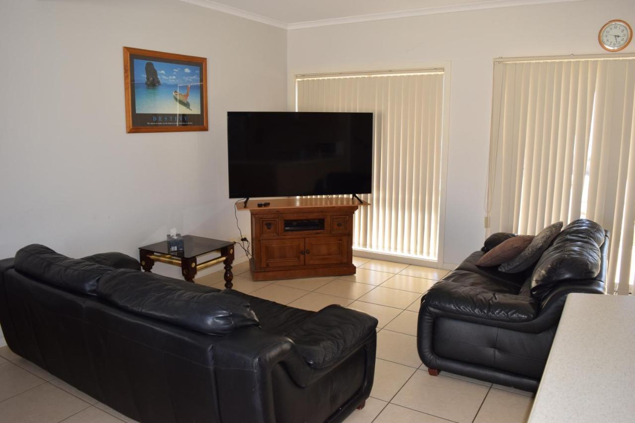 Port Noarlunga Christies Seahorse Holiday Townhouses מראה חיצוני תמונה