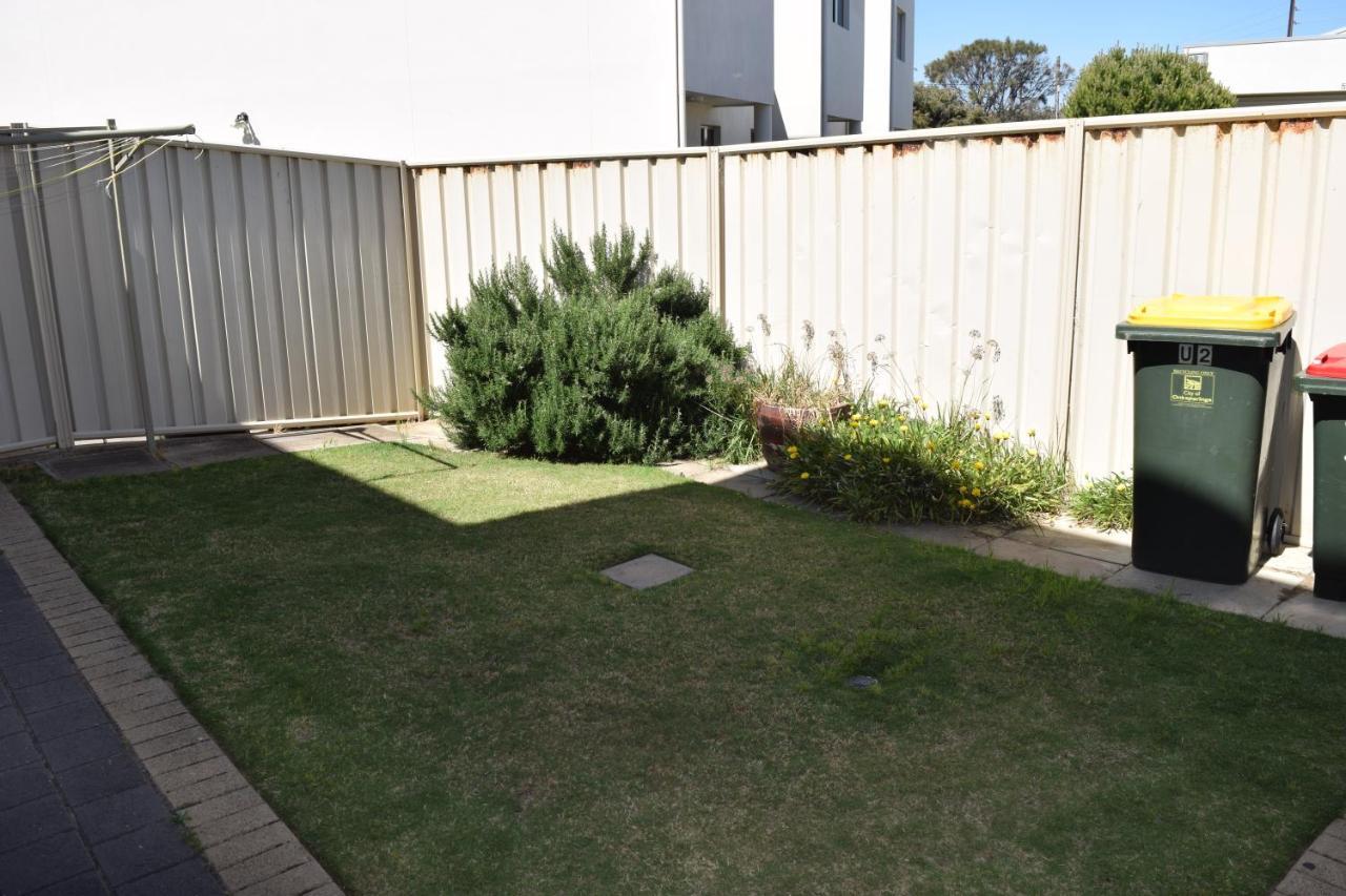 Port Noarlunga Christies Seahorse Holiday Townhouses מראה חיצוני תמונה
